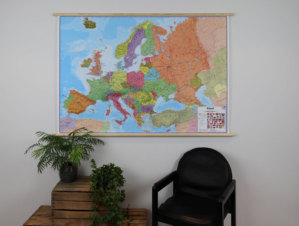 Carte murale plastifiée avec lattes de maintien en bois - Europe politique (en anglais) - 165 x 120 cm | Maps International carte murale hors dimensions Maps International 