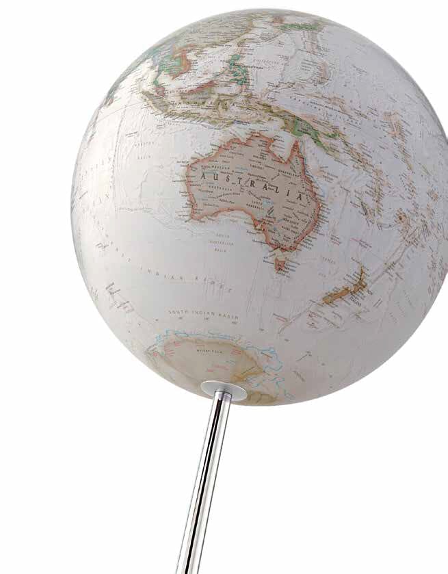 Globe lumineux "Iron" de style antique - diamètre 30 cm, en anglais | National Geographic globe National Geographic 