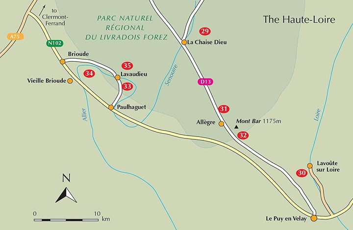 Guide de randonnées (en anglais) - Auvergne : 42 walks in volcanic hills of France | Cicerone guide de randonnée Cicerone 